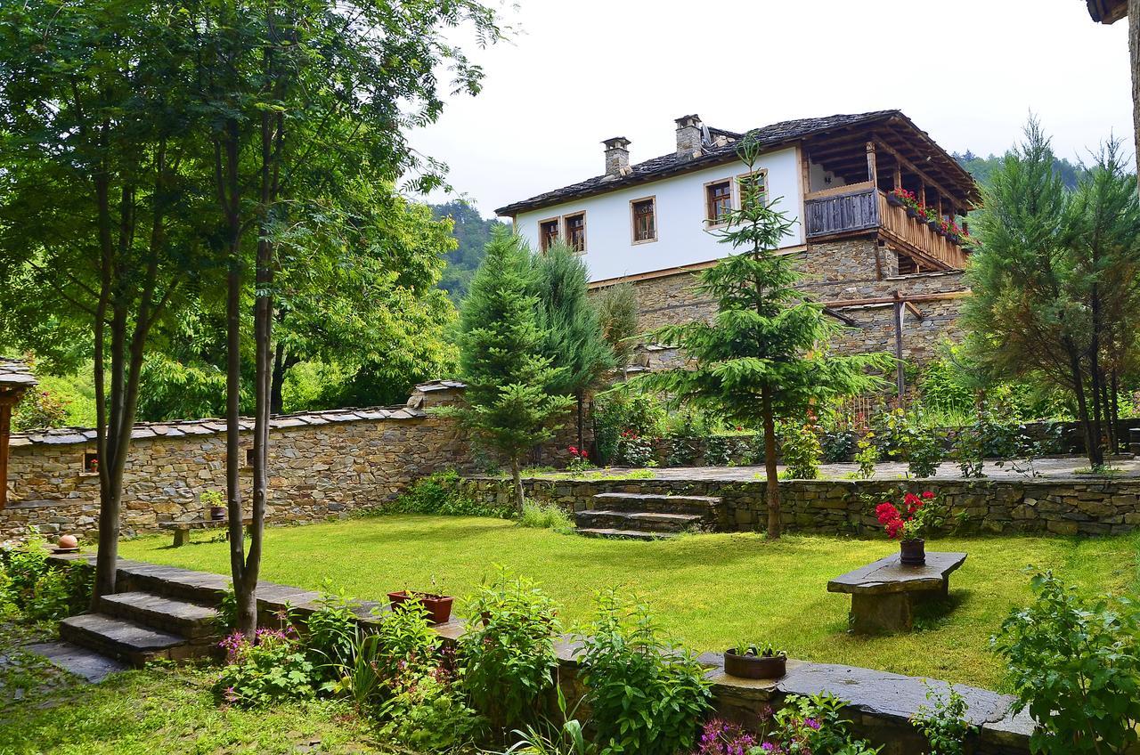 Kalinia Guesthouse B&B Kovaceviţa Exterior foto